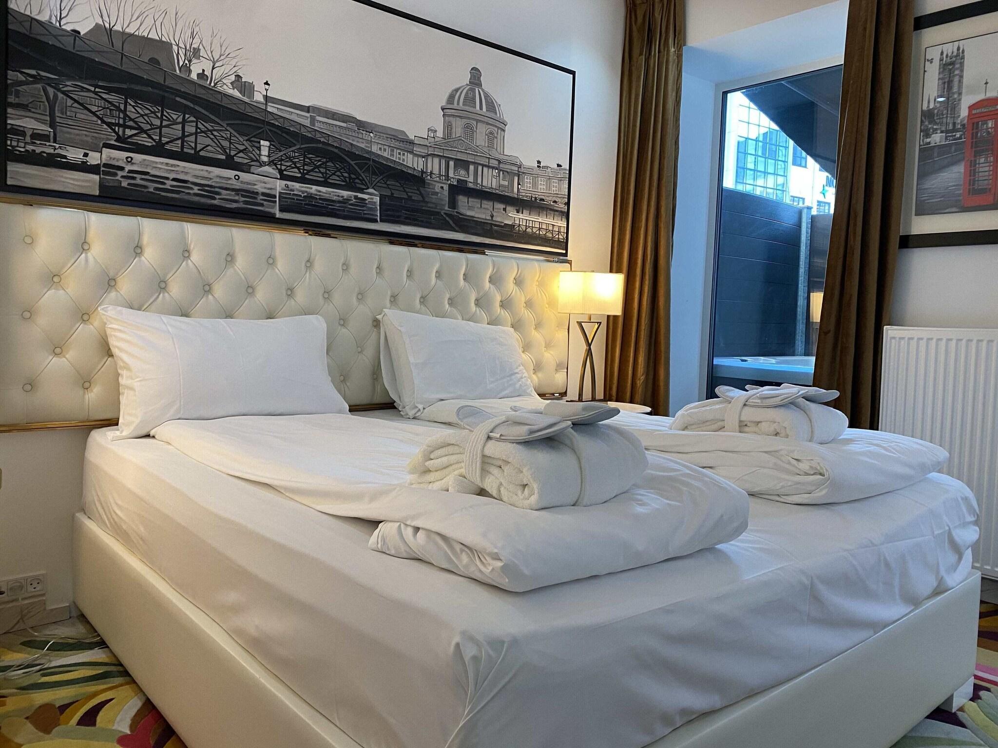 Luxury, Double Bed