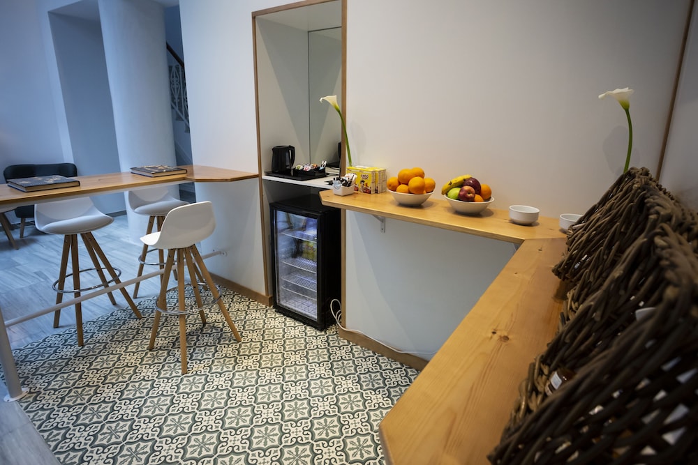 Basic Hotel Sevilla Catedral 63/65