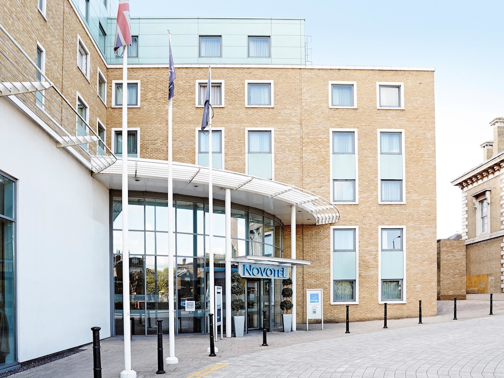 NOVOTEL LONDON GREENWICH 5/65