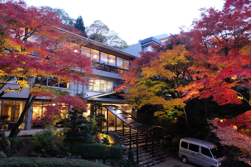 Negiya Ryofukaku 2/50