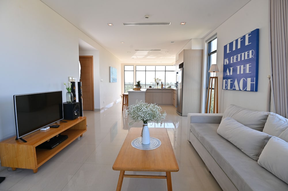The Ocean Suites 31/50