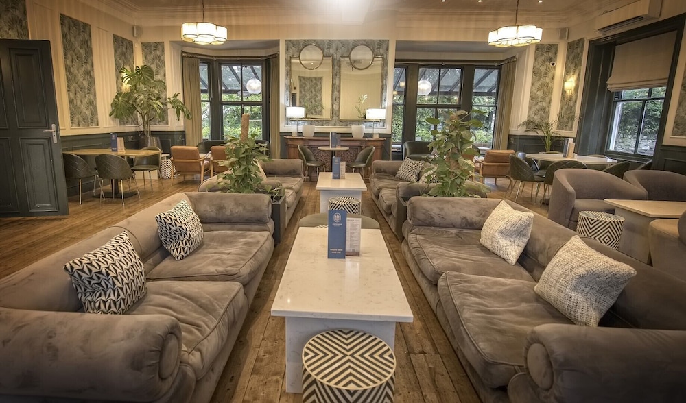 Gwydyr Hotel 26/50