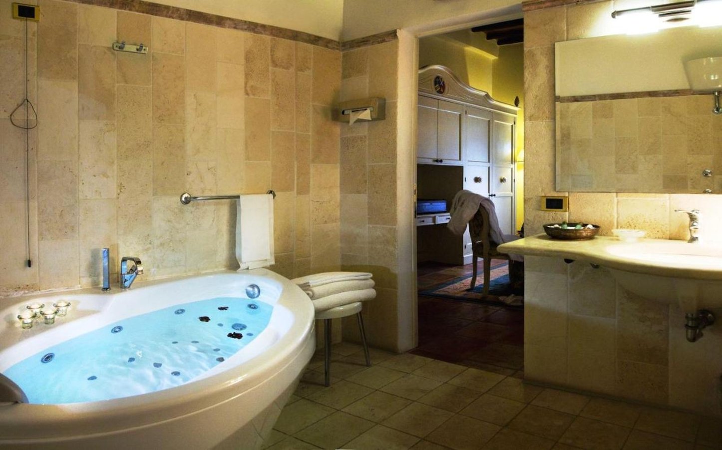 Castello Di Leonina Relais 46/46