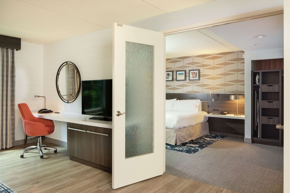 Hilton Garden Inn Freeport Downtown Me 49/62