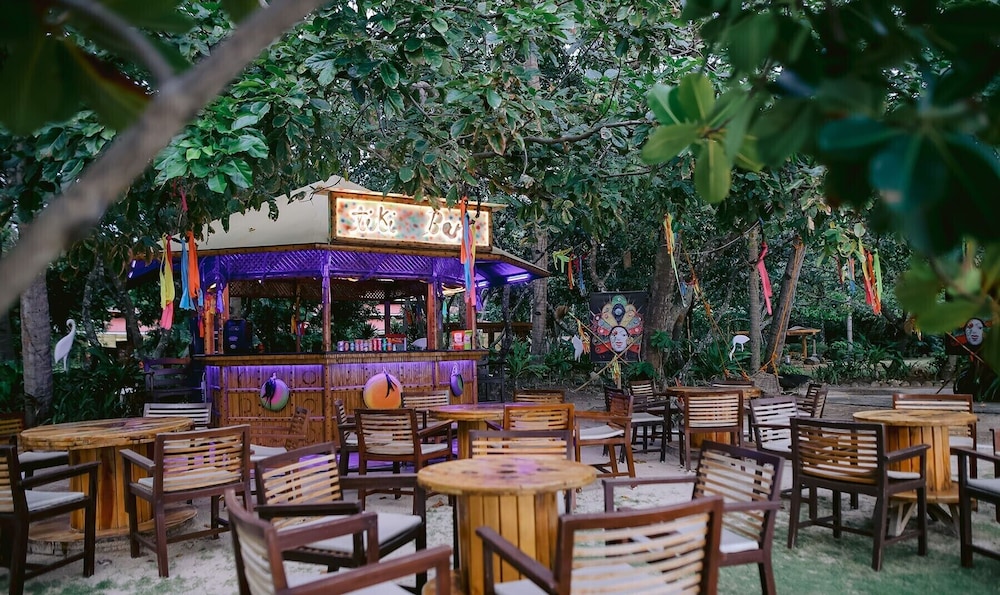 Dakak Park Beach Resort 27/50