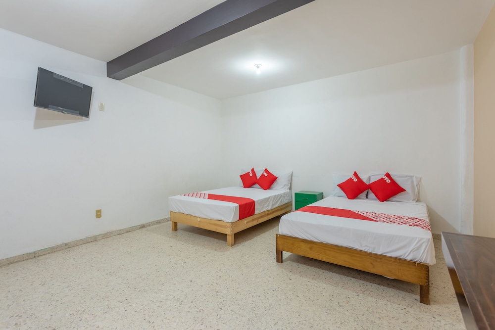 OYO Hotel Emperador, Oaxaca 8/53