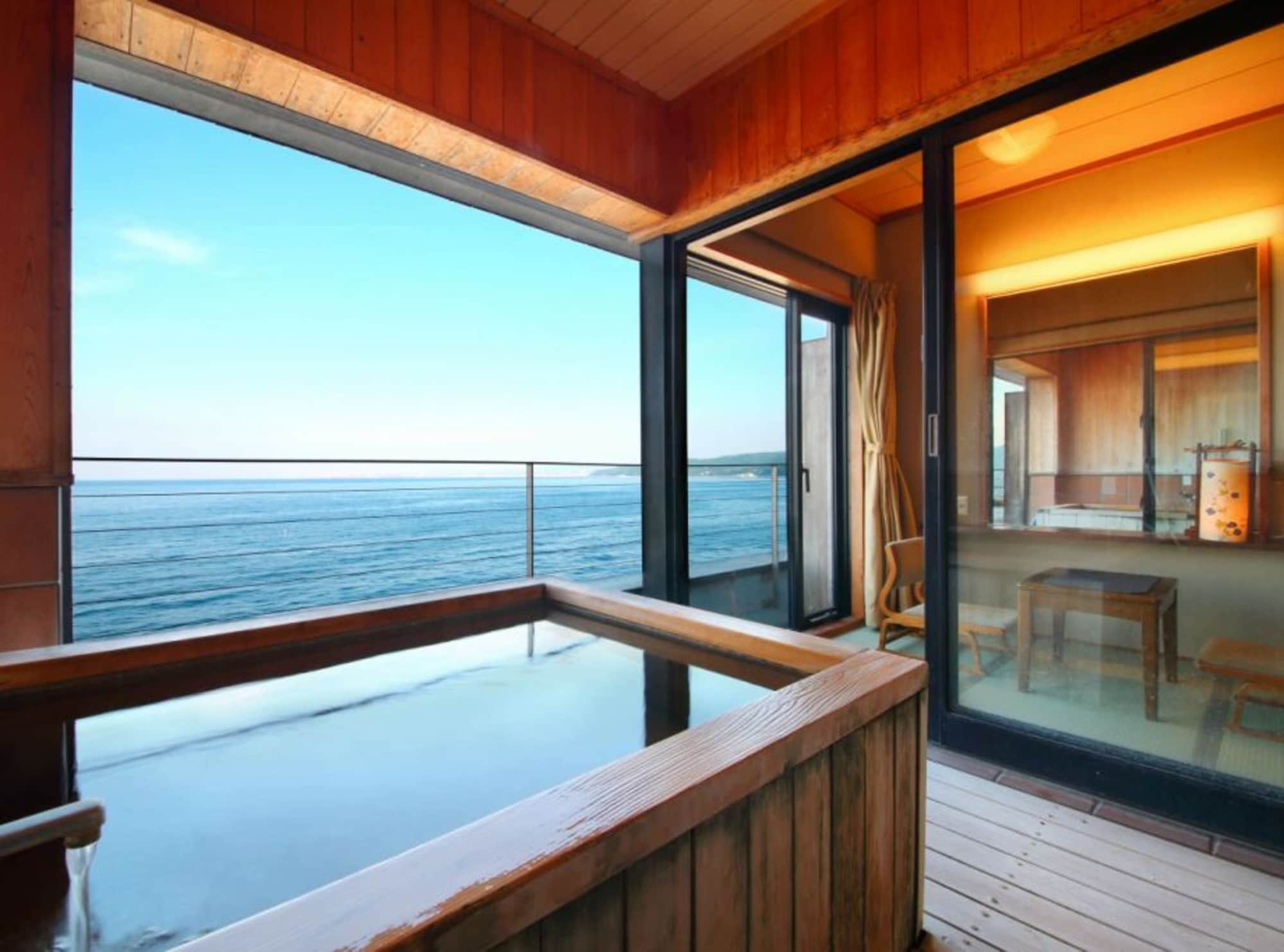 swimming pool spa