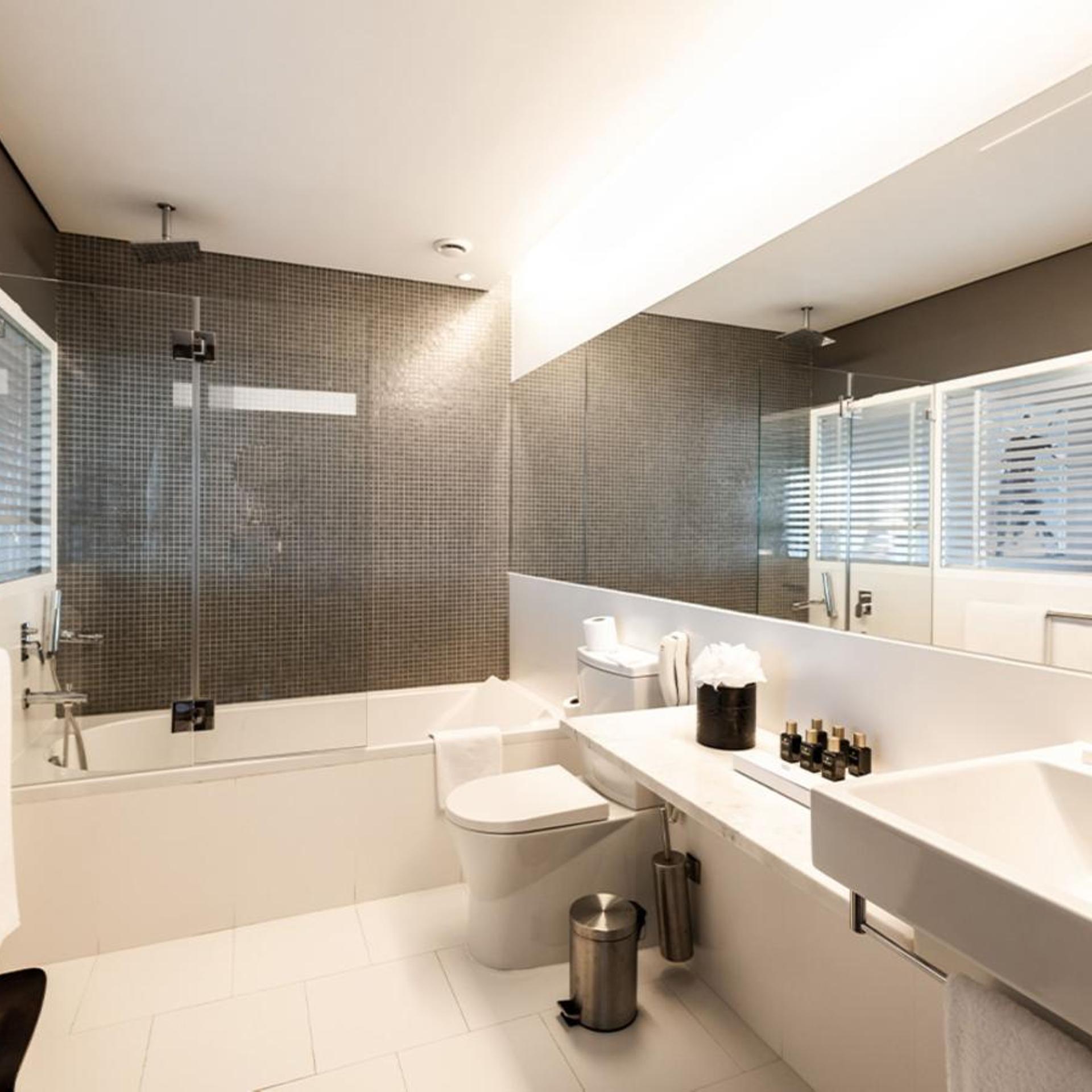 Suite, Double Bed, Plaza View