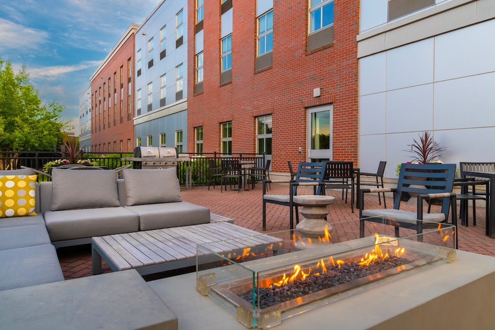 RESIDENCE INN BOSTON CONCORD 30/59
