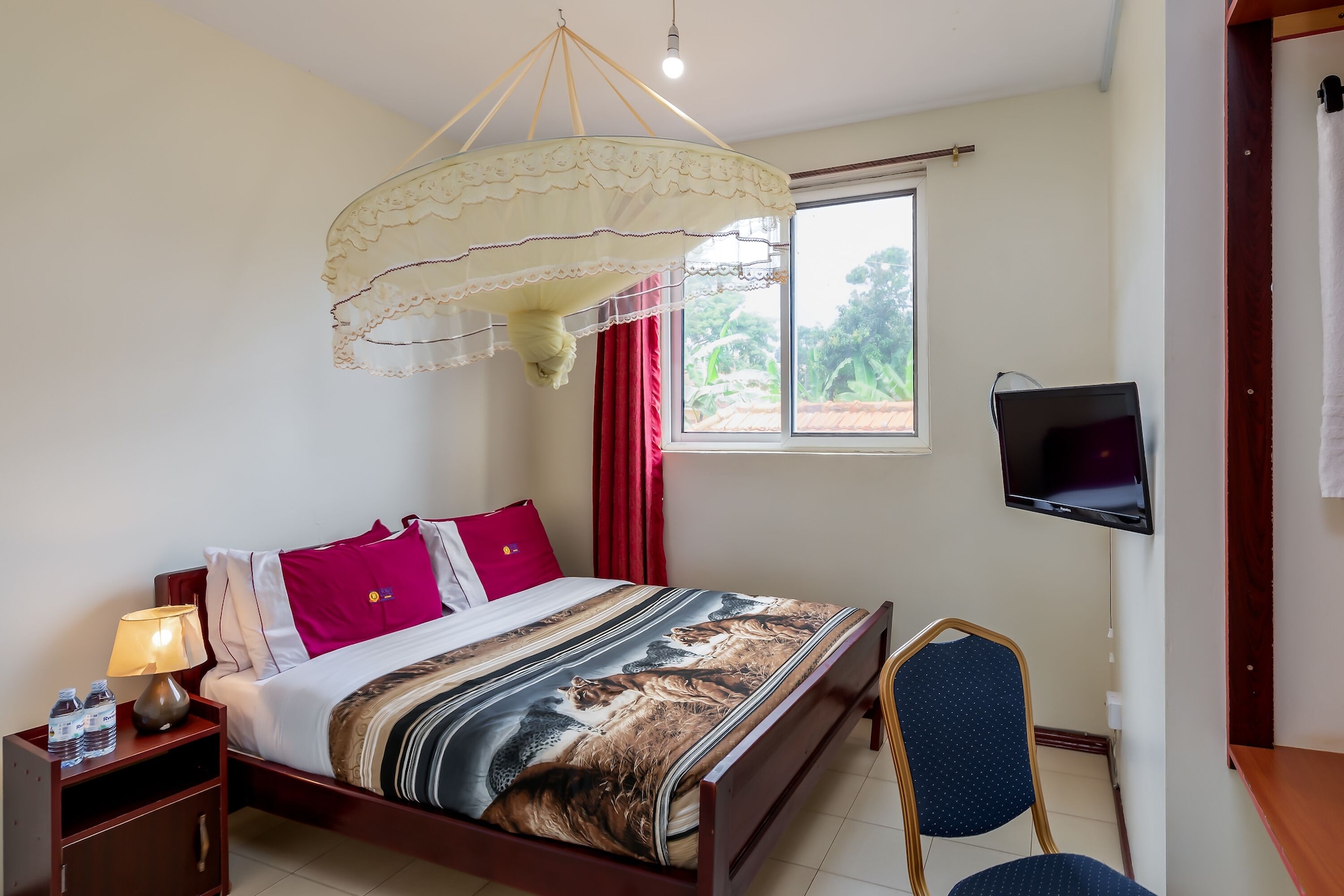 STANDARD, DOUBLE BED