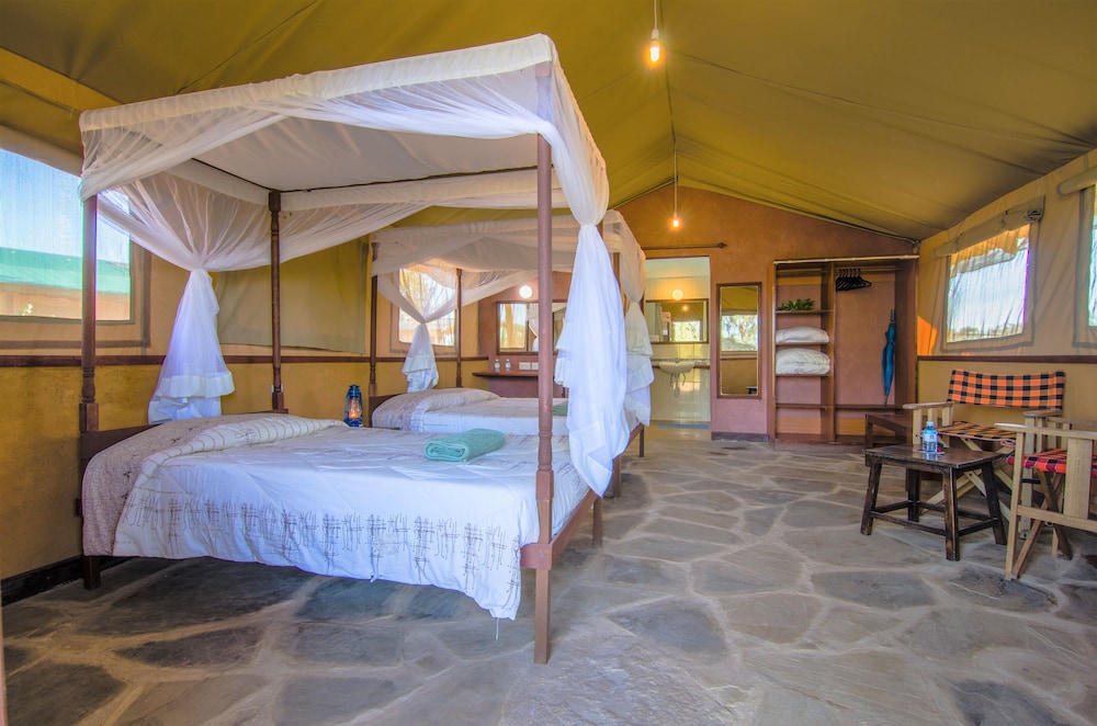 Sentrim Tsavo Lodge 11/42