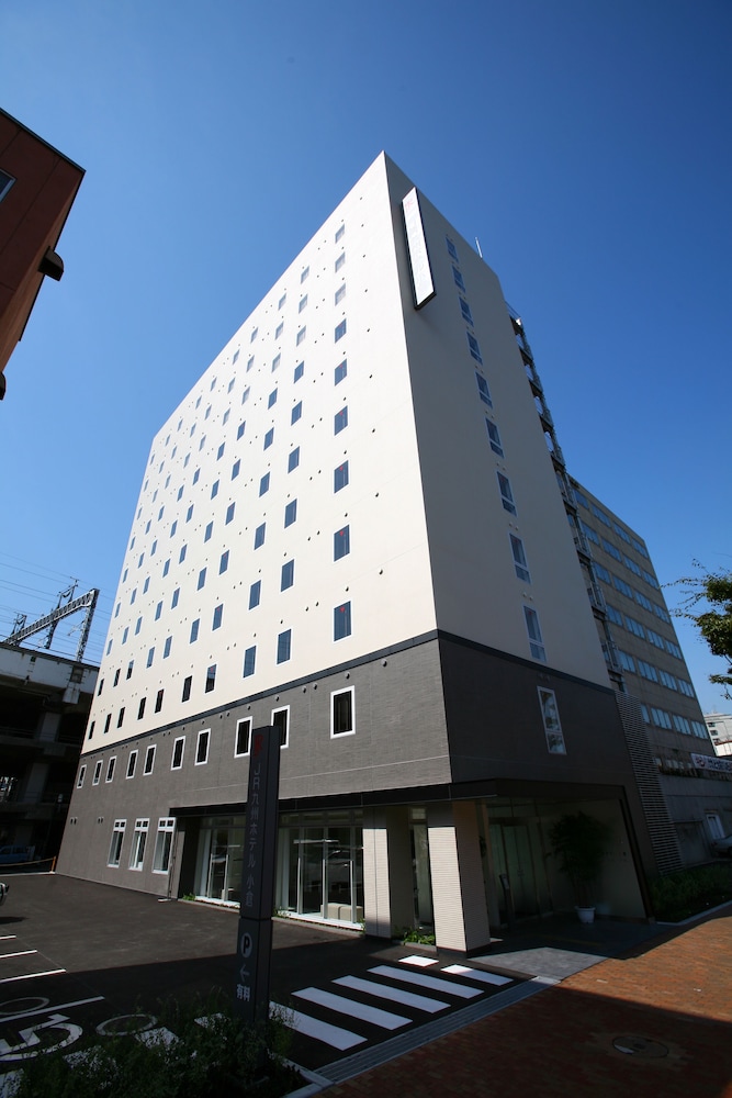 Quintessa Hotel Kokura Comic & Books 3/50