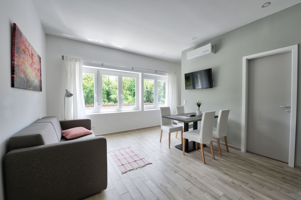 Villa Oliver 2 24/39