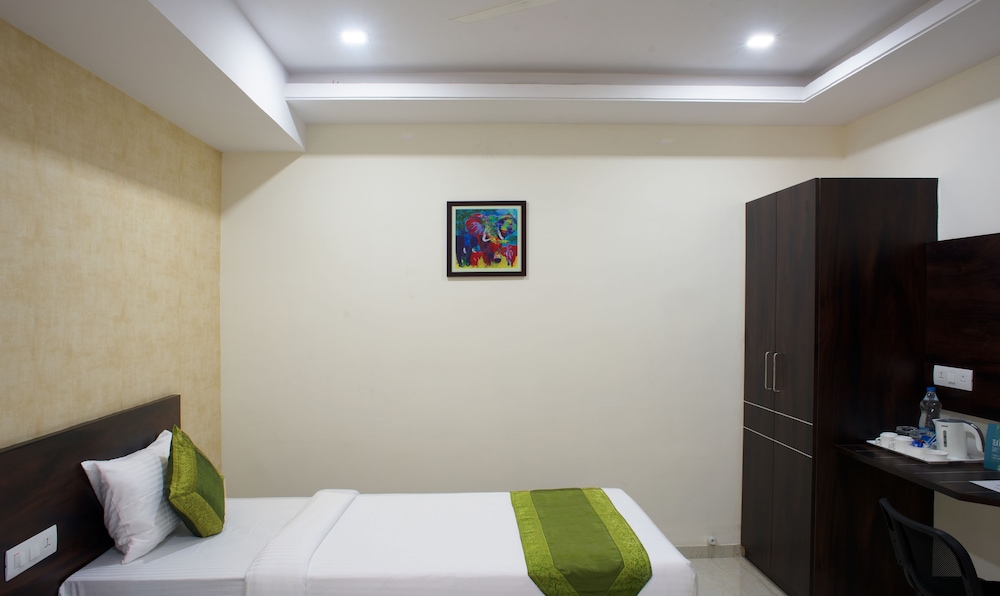 Treebo Celeste Vizag 6/25