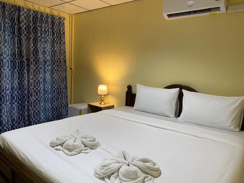 Sasi Nonthaburi Hotel And Apartment 27/57