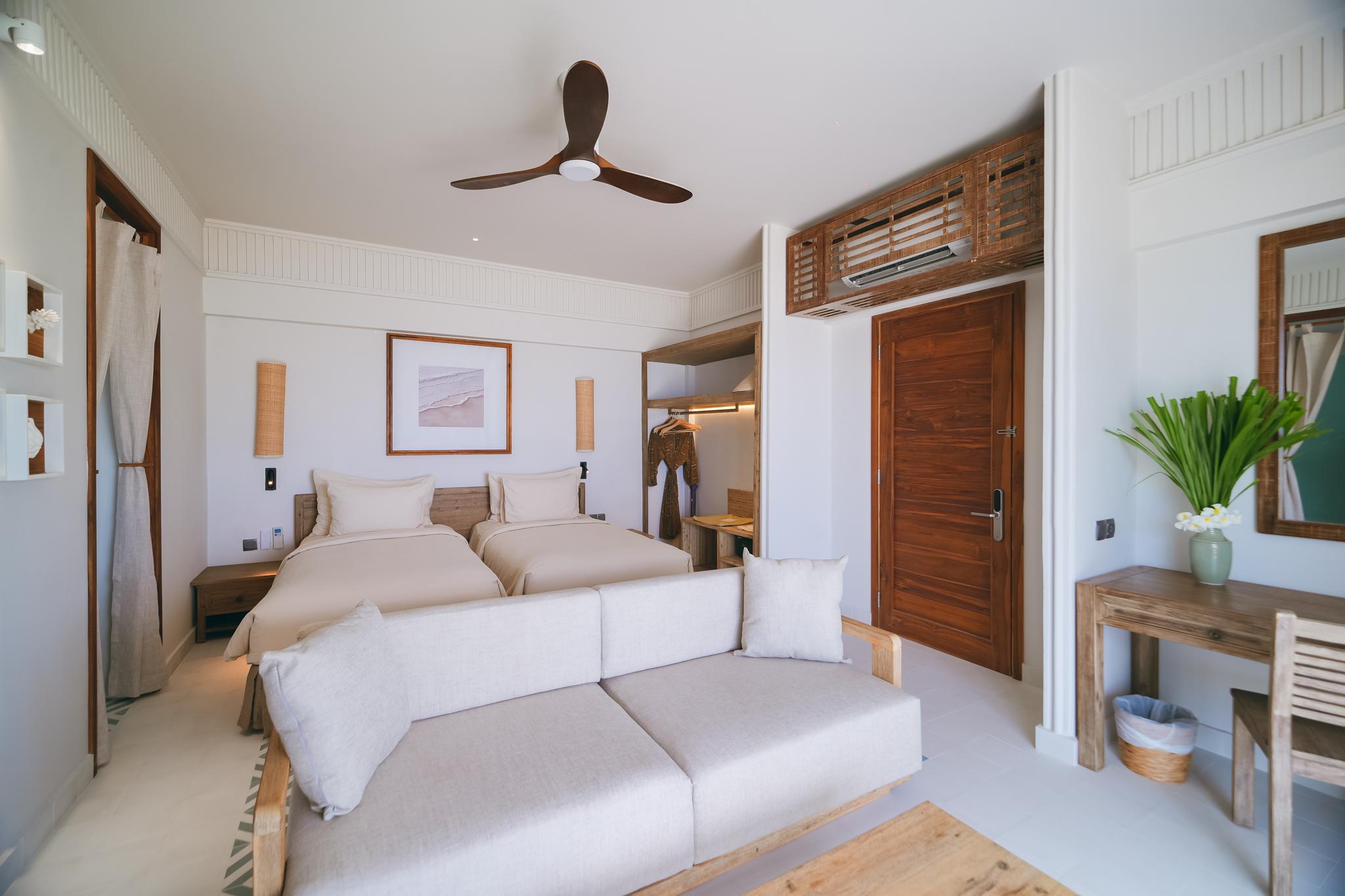 Deluxe, King Bed, Beach Front