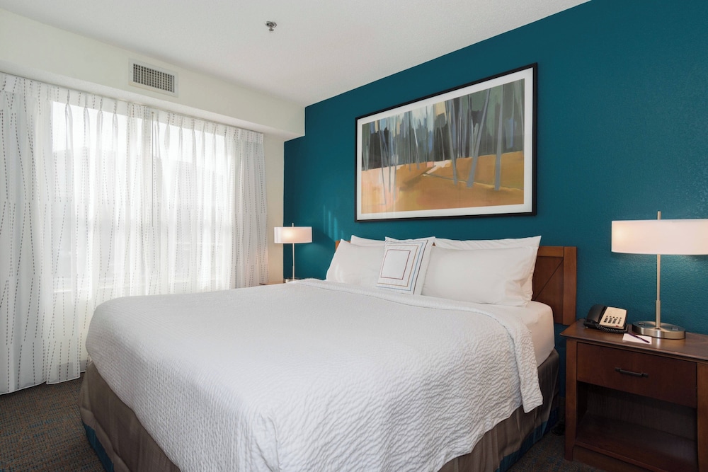 Studio, Suite, King Bed, Sofa