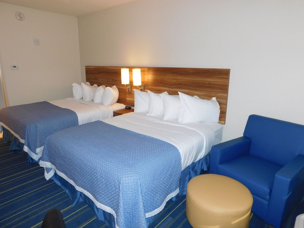 Days Inn & Suites by Wyndham Kearney 23/61