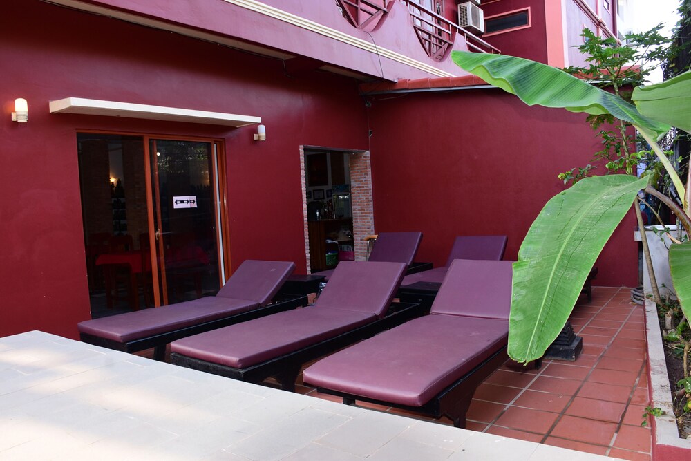 Bou Savy Guesthouse 5/68