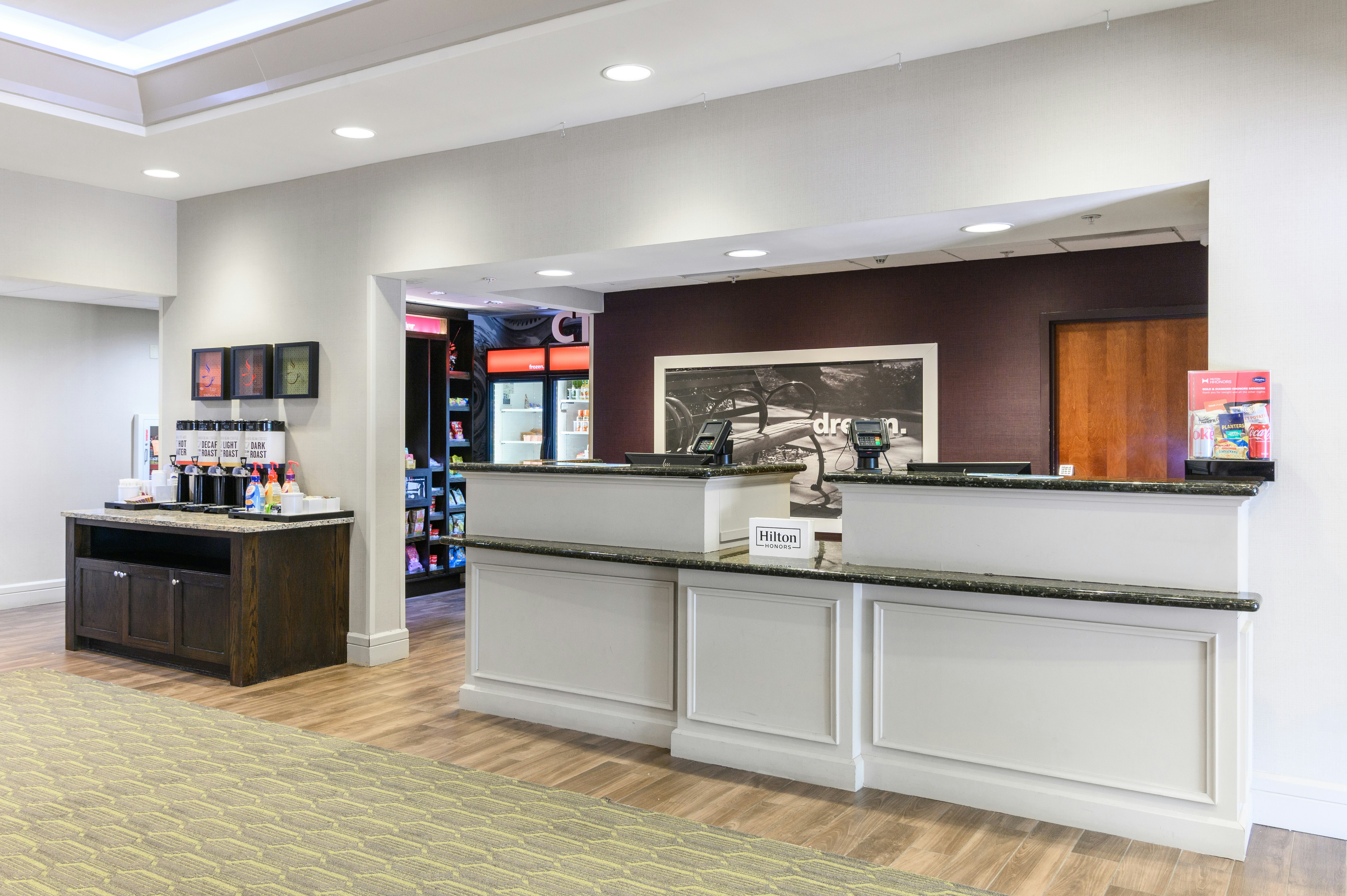 Hampton Inn & Suites Hartford - Manchester 5/61
