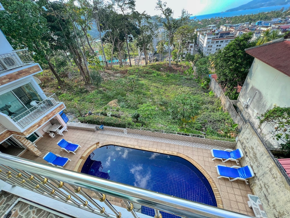 SR Sea View Apartments (ex NC Residence) 68/76