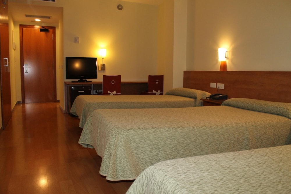 Hotel Flora Parc 28/48