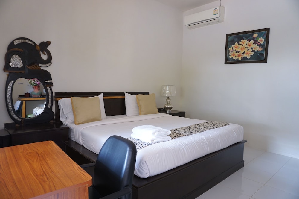 Iyara Resort 6/11