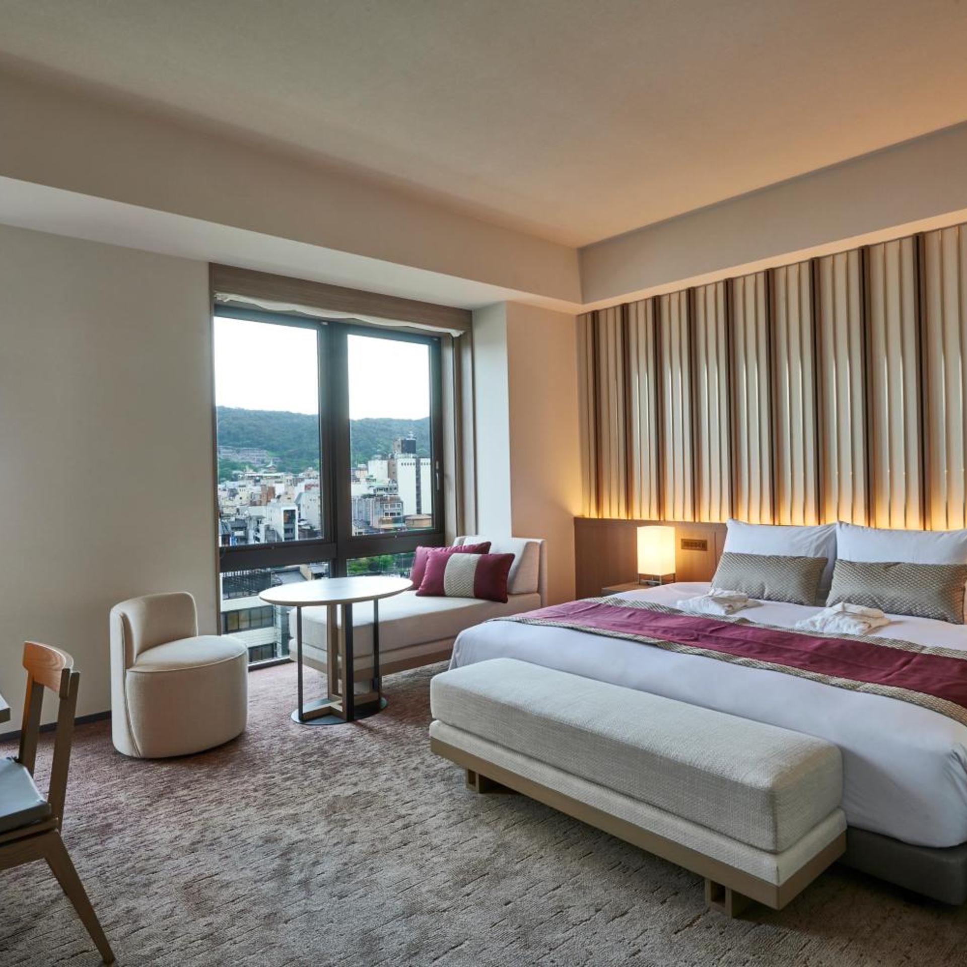 Deluxe, King Bed, Electronic Cigarette Only, Smoking