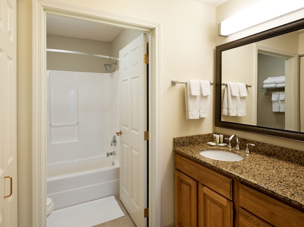 Staybridge Suites Minneapolis-Bloomington 21/79