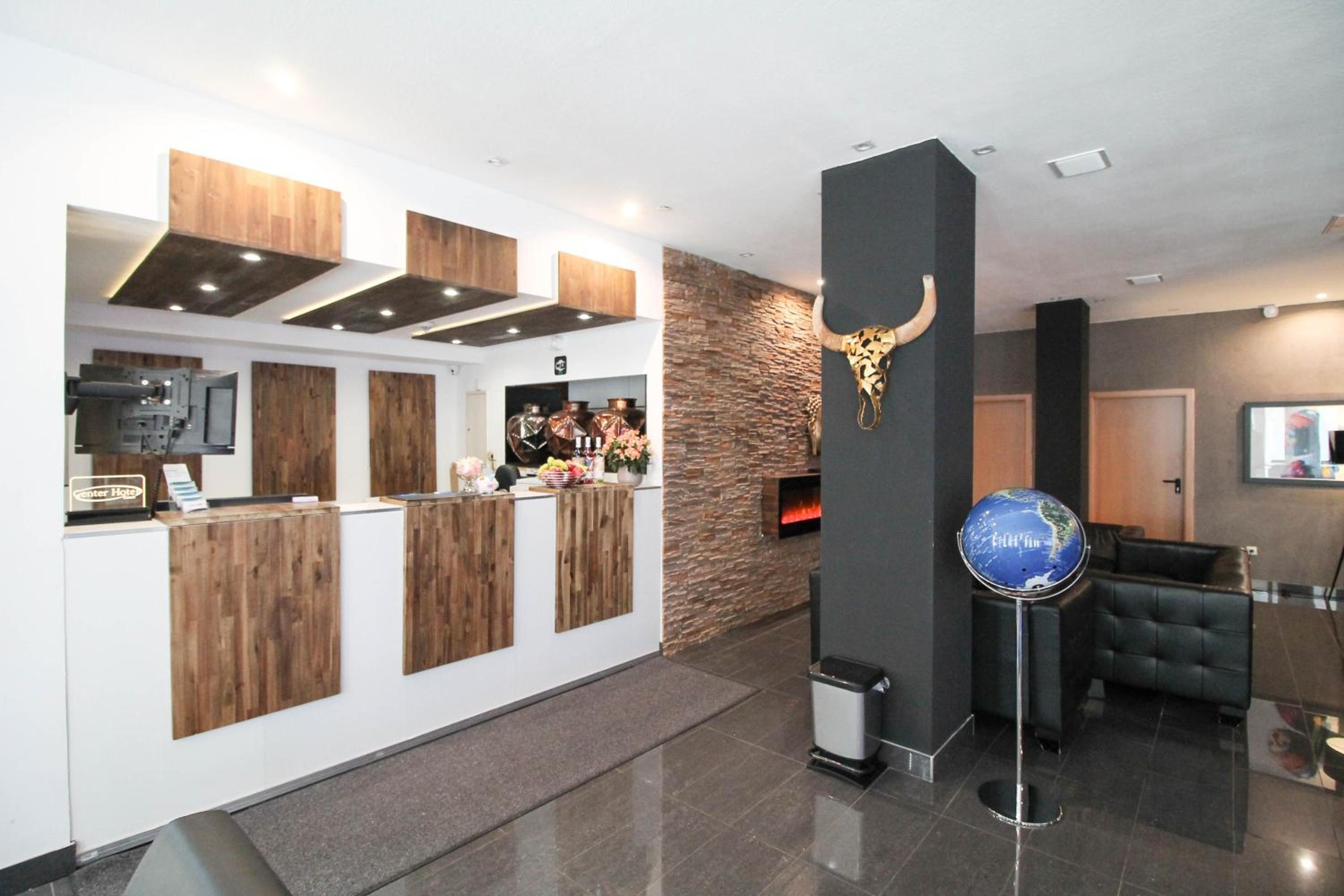 Center Hotel Essen 6/60