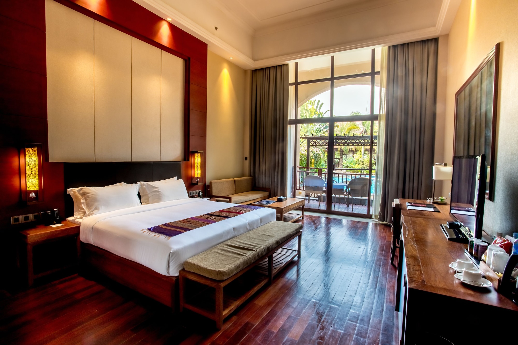 Deluxe, Double Bed, Pool Access
