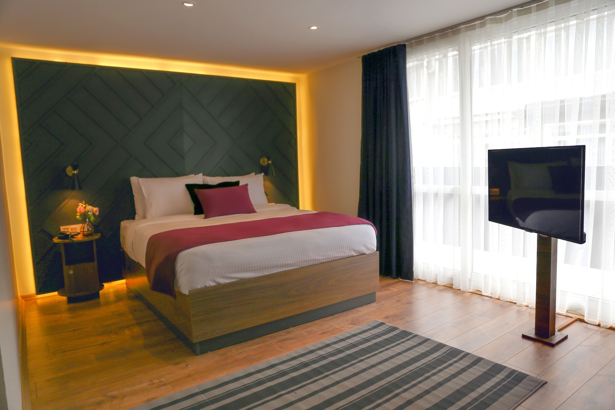 suite, terrace