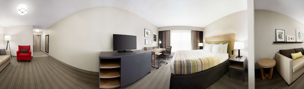 Country Inn & Suites By Radisson Indianapolis South IN 28/32