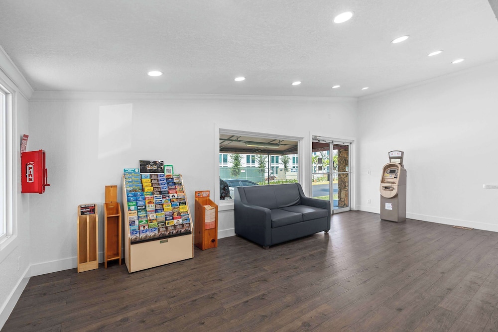 Travelodge by Wyndham Kissimmee/Orlando 30/46