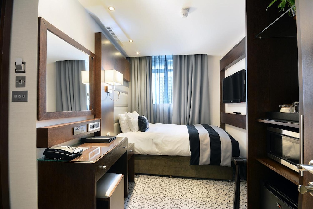 Park Grand London Lancaster Gate Hotel 18/30