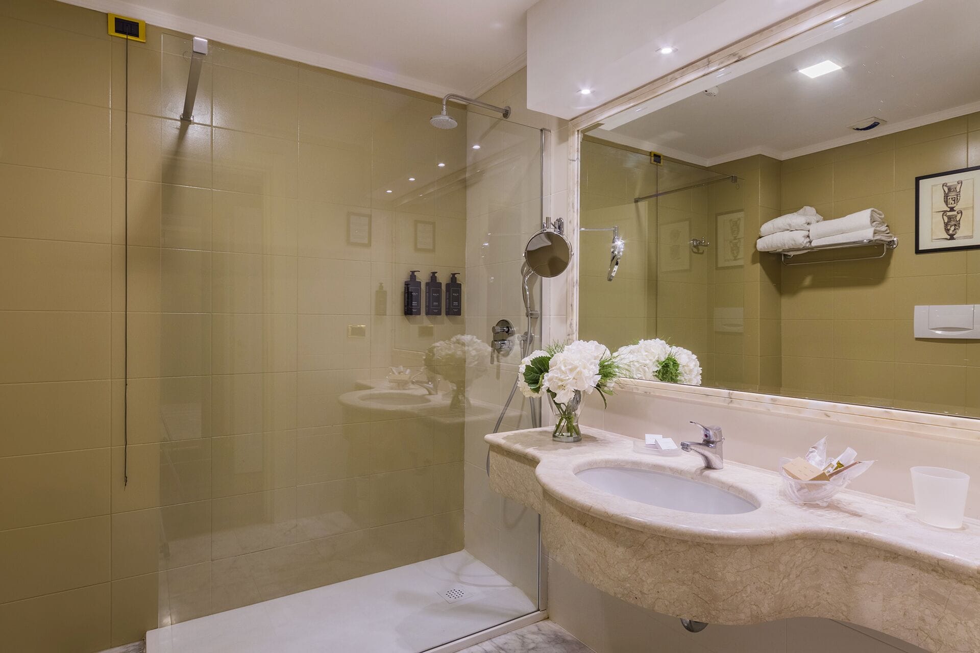 جناح بسريرين منفصلين، Grand Hotel Villa Politi 10/10