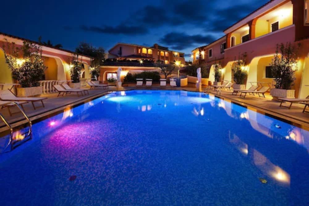 CALA GINEPRO RESORT AND SPA 1/50