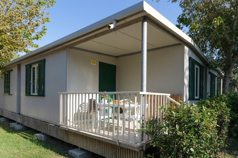 Stork Camping Village 2/50