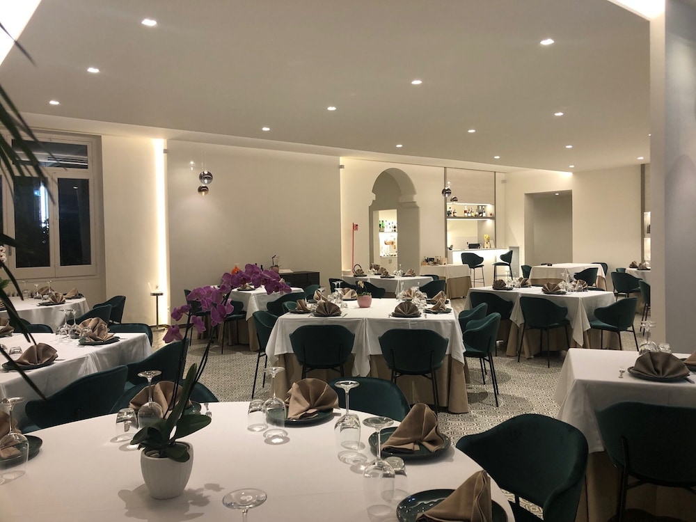 Hotel La Silvana 23/34