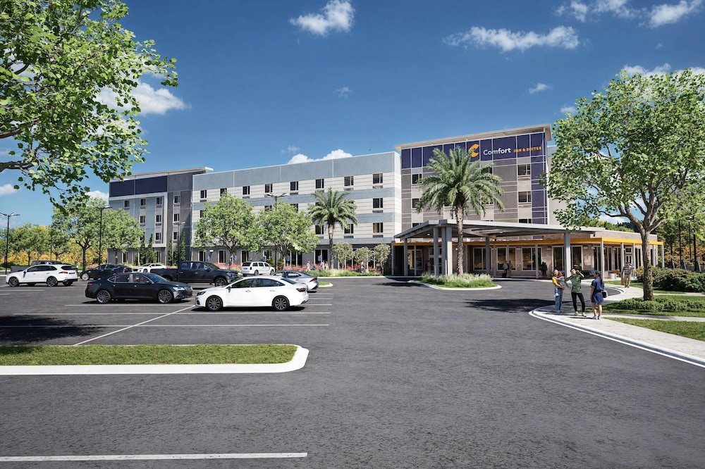 Comfort Inn & Suites Orlando Sanford Airport 43/54
