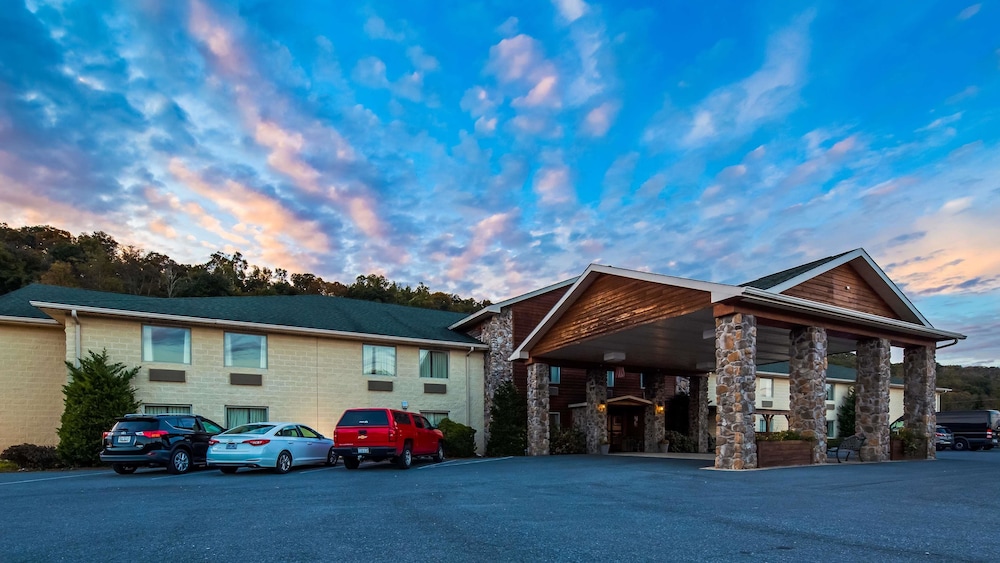 SureStay Plus by Best Western Berkeley Springs 6/38