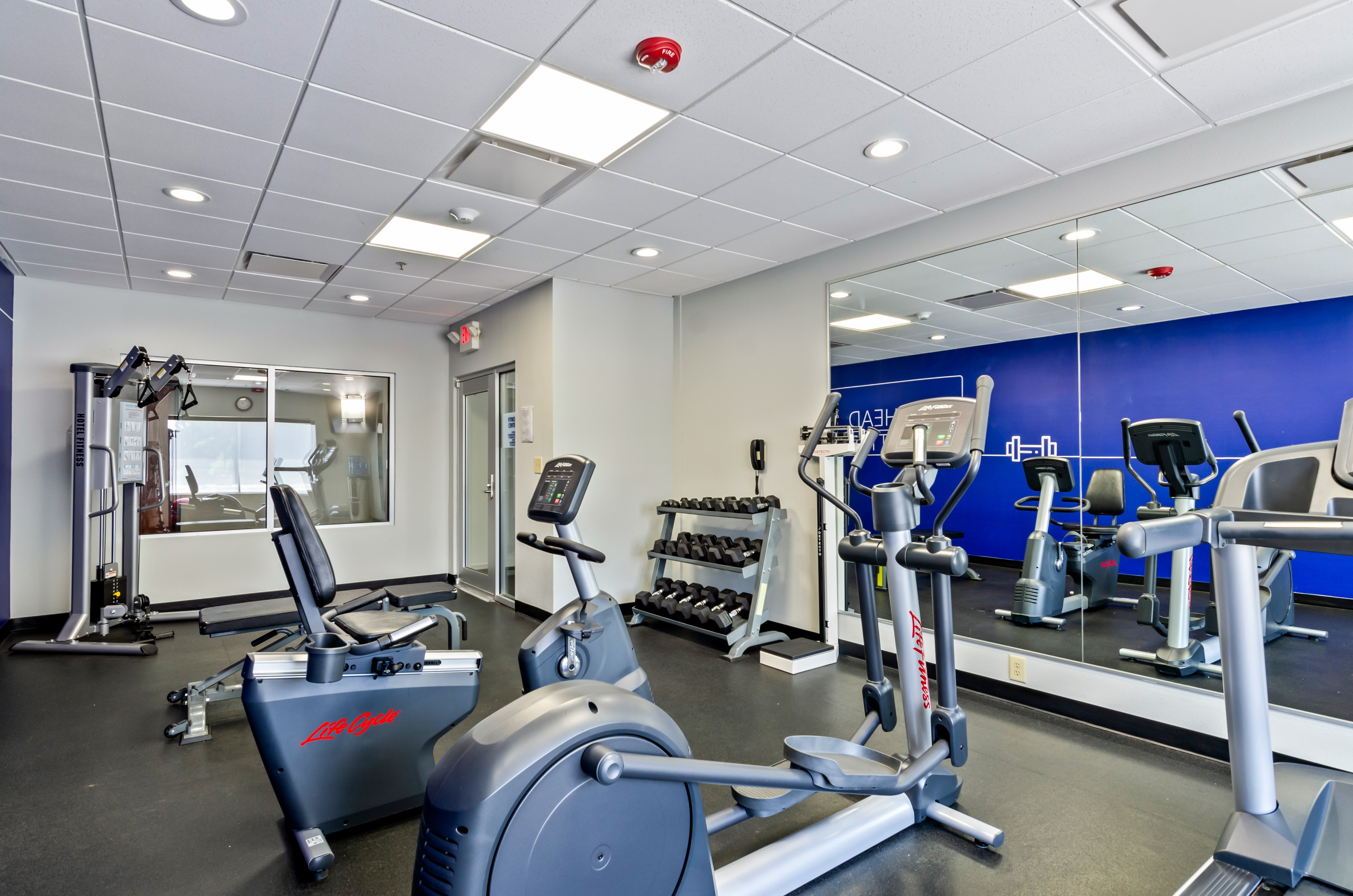 Holiday Inn Express Hotel And Suites Wytheville 35/74