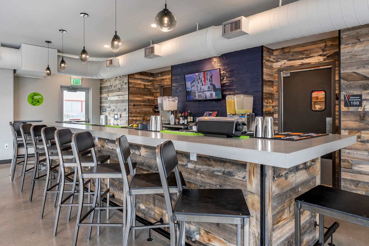 Vib Hotel by Best Western Denver RiNo 30/37