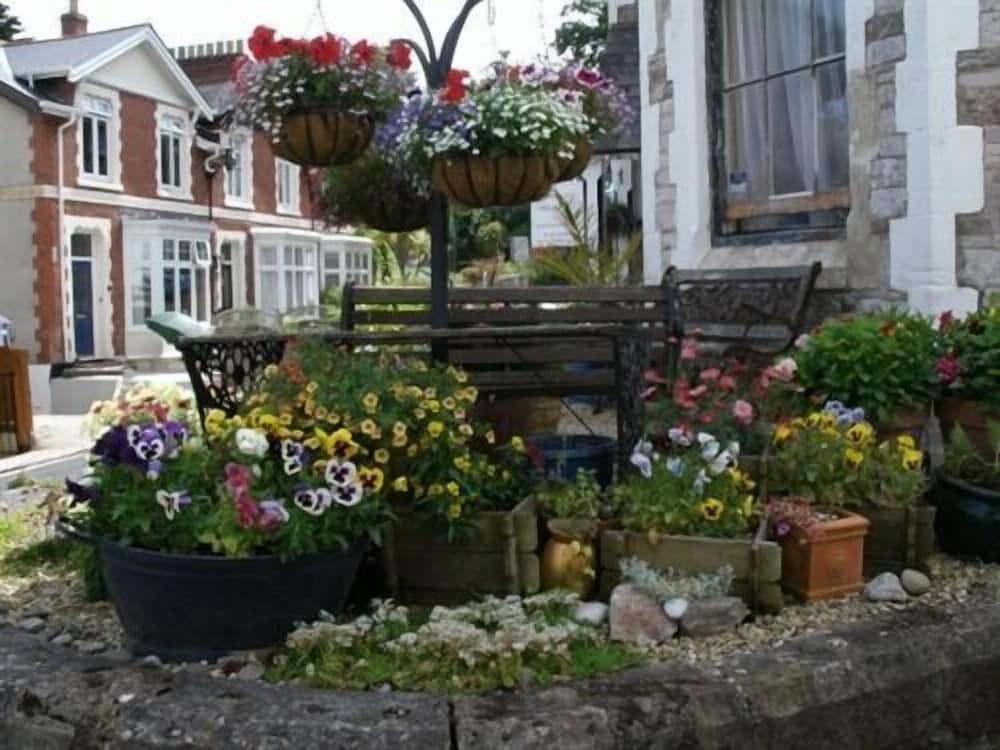 Ashleigh House 4/47