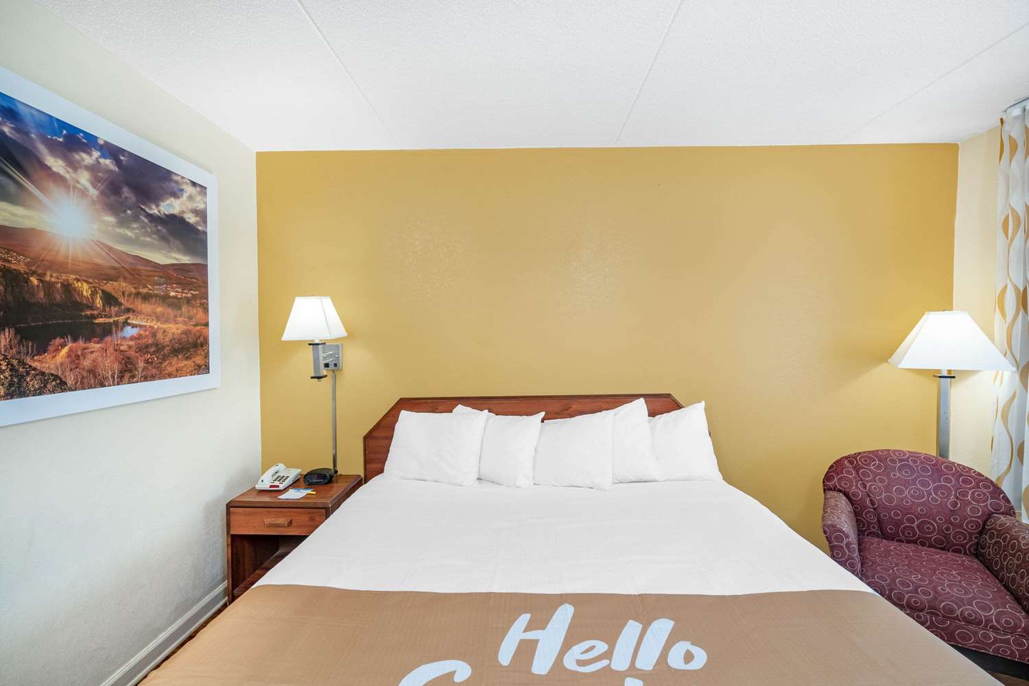 Days Inn by Wyndham Clarksville TN 17/53
