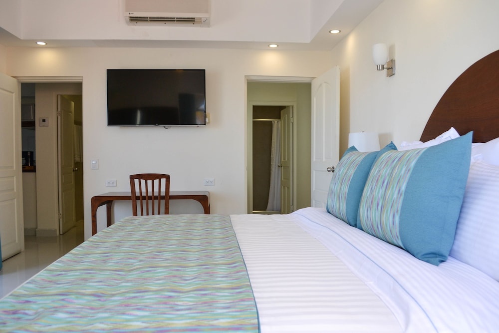 The Westmarine Waterfront Hotel 10/61