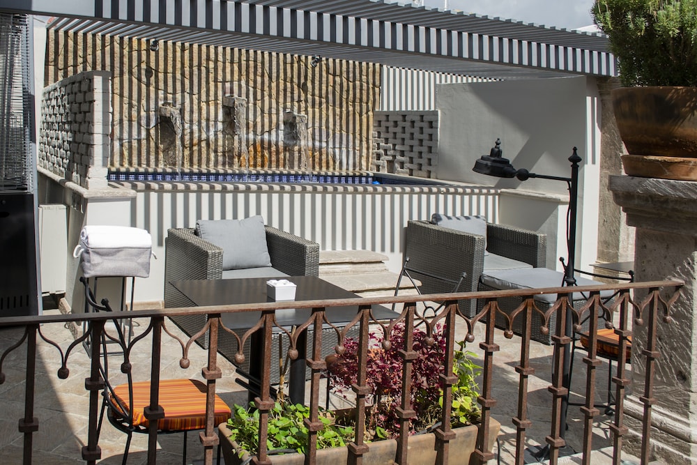 Casa 1810 Hotel Boutique 38/50