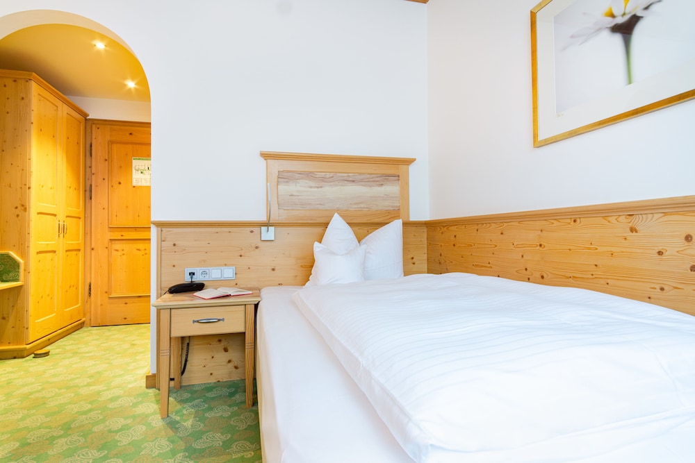 Glasl's Landhotel 8/50