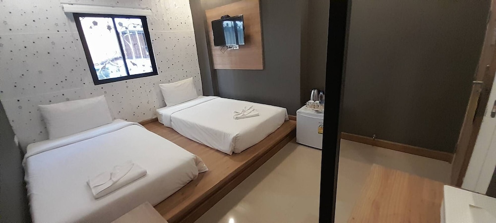 غرفة ديلوكس بسريرين منفصلين، Collection O Pratunam 19 Hotel 7/10