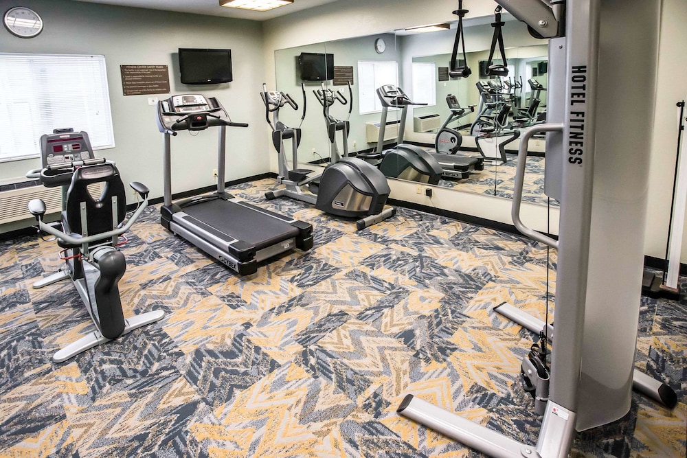 Comfort Inn Schereville, IN 22/42